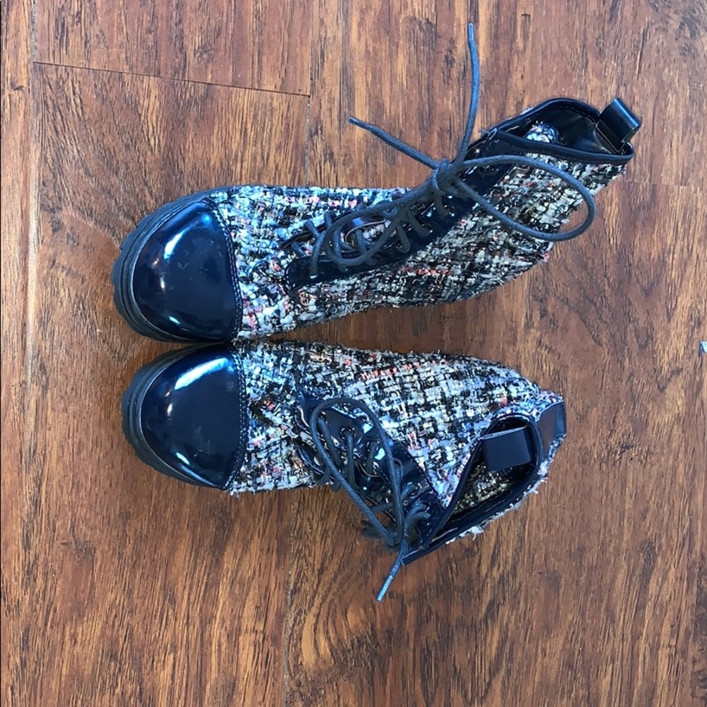 Esprit Vinyl leather, fabric material boot